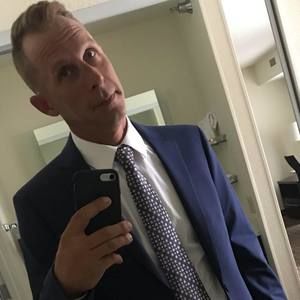 Meet your Posher, Robert